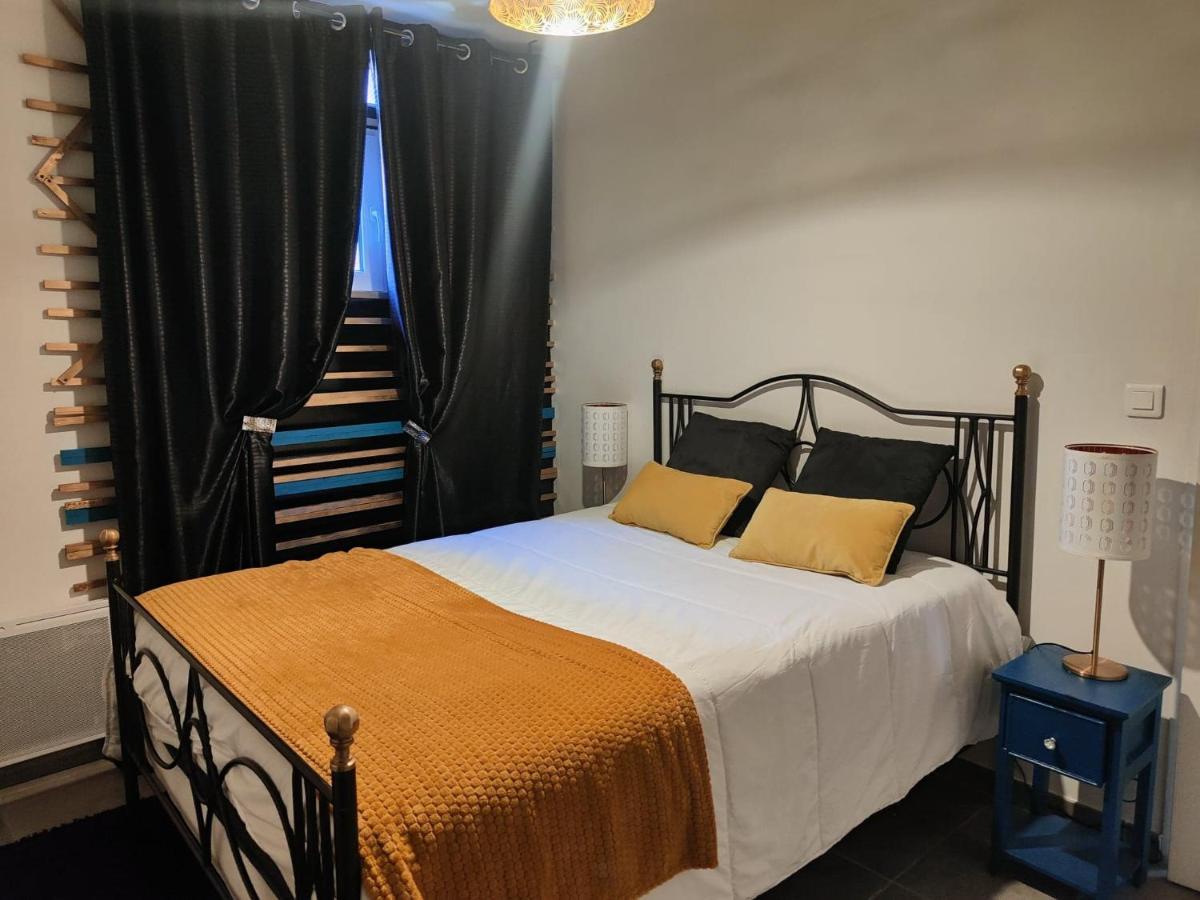 L'Empire D'Essences Appartement Valréas 外观 照片